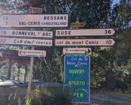 Départ de la montée du col du Mont Cenis depuis Val-Cenis